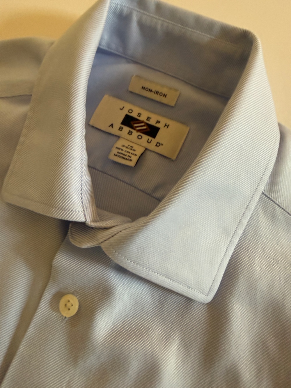 Joseph Abboud Men’s Non-Iron Dress Shirt – Size 16 / 34-35 – Light Blue